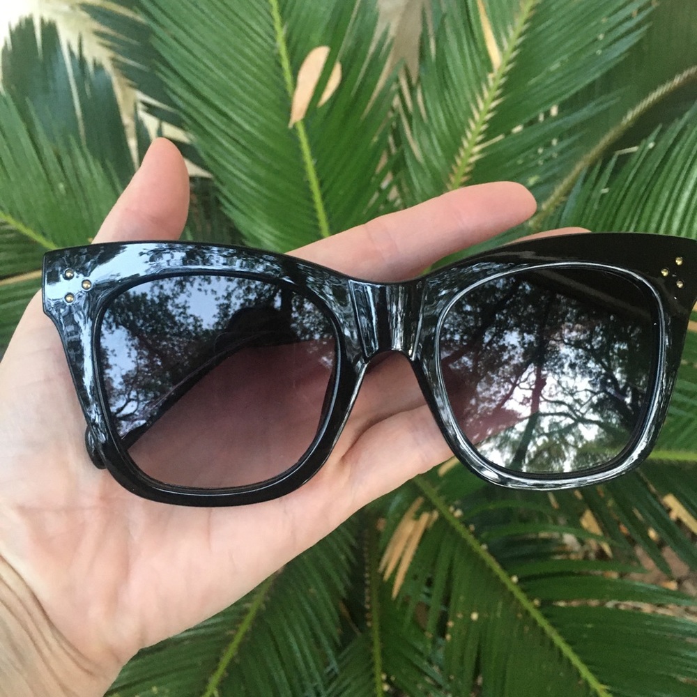 Back in Stock!! Celine-style black cat eye Sunnies - Picture 3 of 5